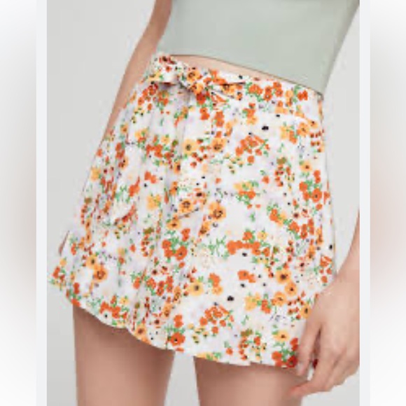 Aritzia Sunday Best Westley Short White/ Pumpkin Floral Skort Pleated Belted 4 - Picture 4 of 14